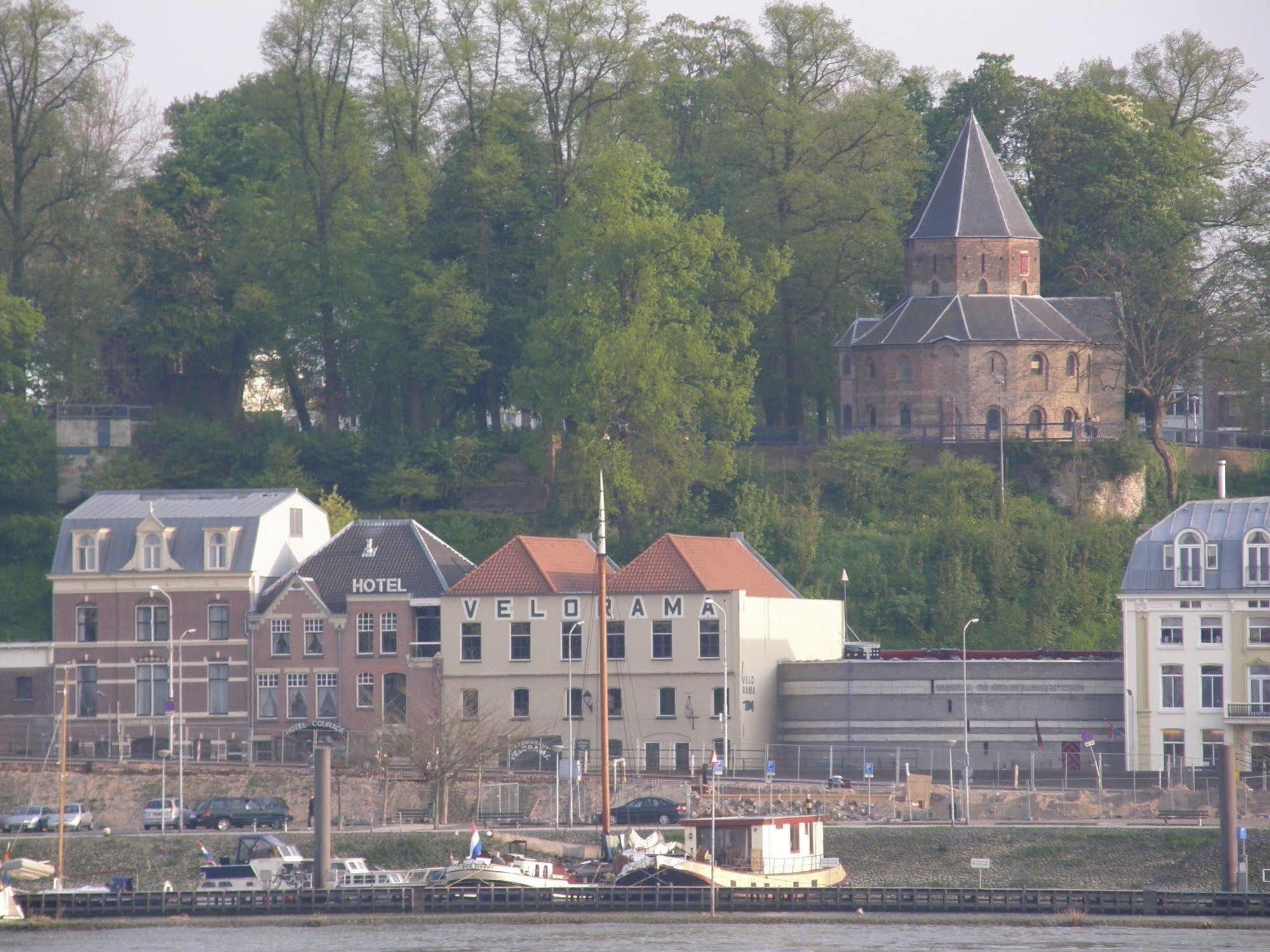 Hotel Courage Nimwegen Exterior foto