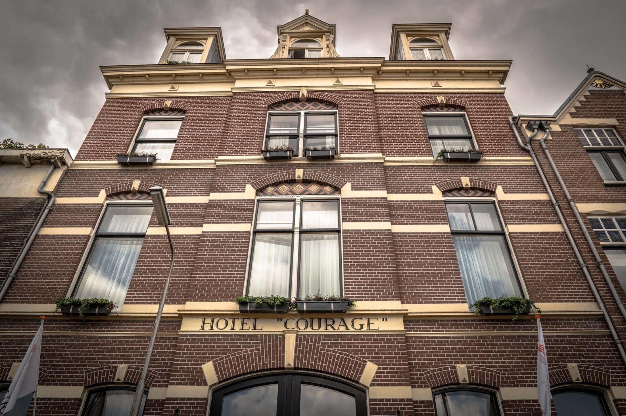 Hotel Courage Waalkade Nimwegen Exterior foto